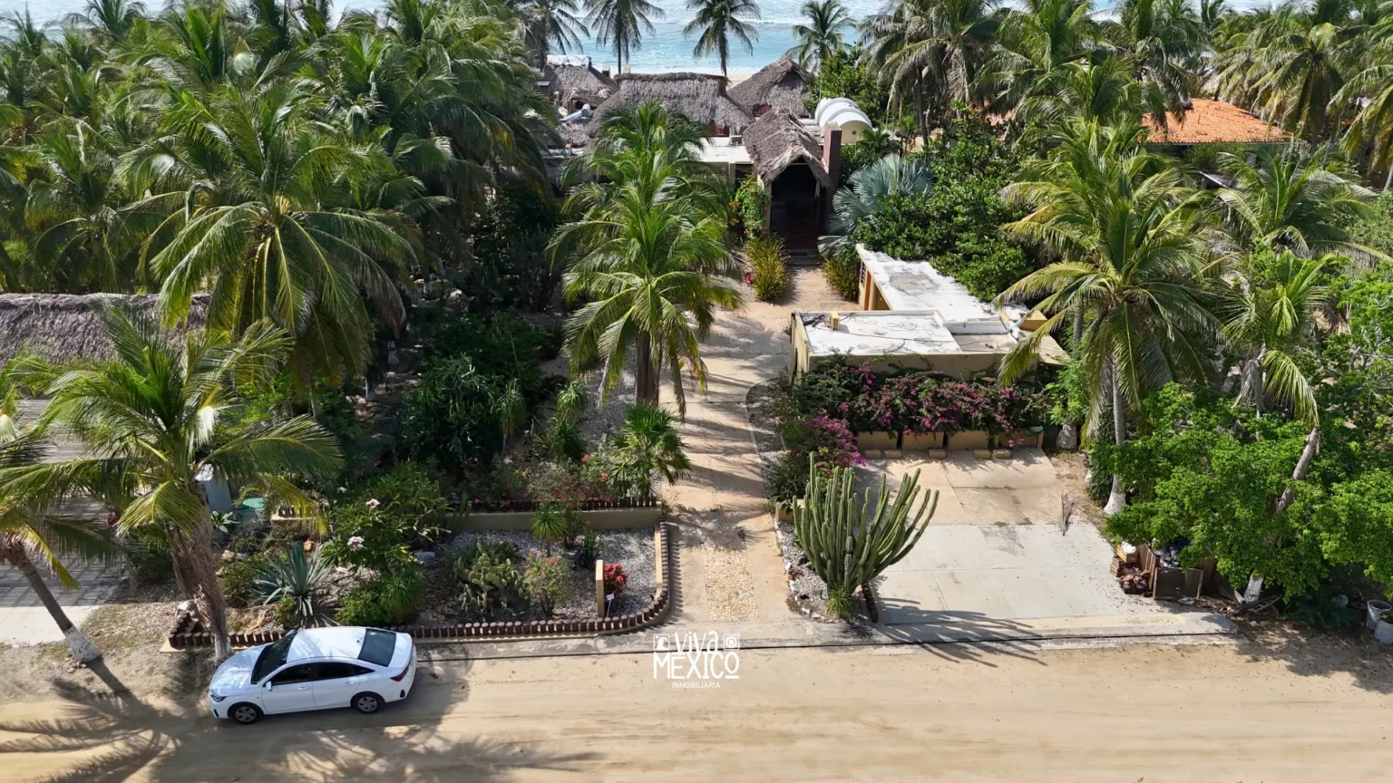 Casa Cocos in Costa Cumaná, Puerto Escondido