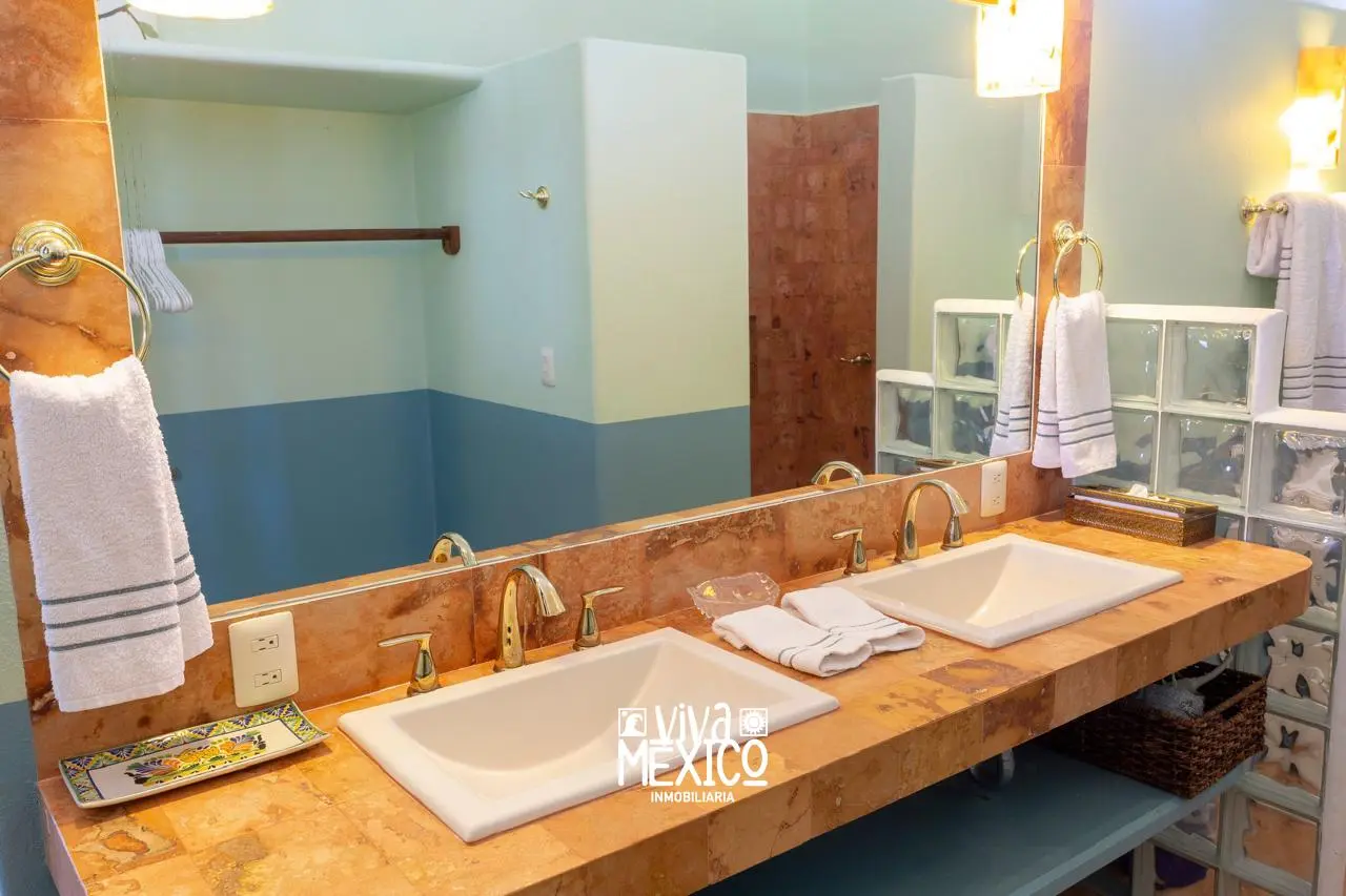 Beachfront House in Privada Delfines, Playa Delfines, Puerto Escondido, Oaxaca 2