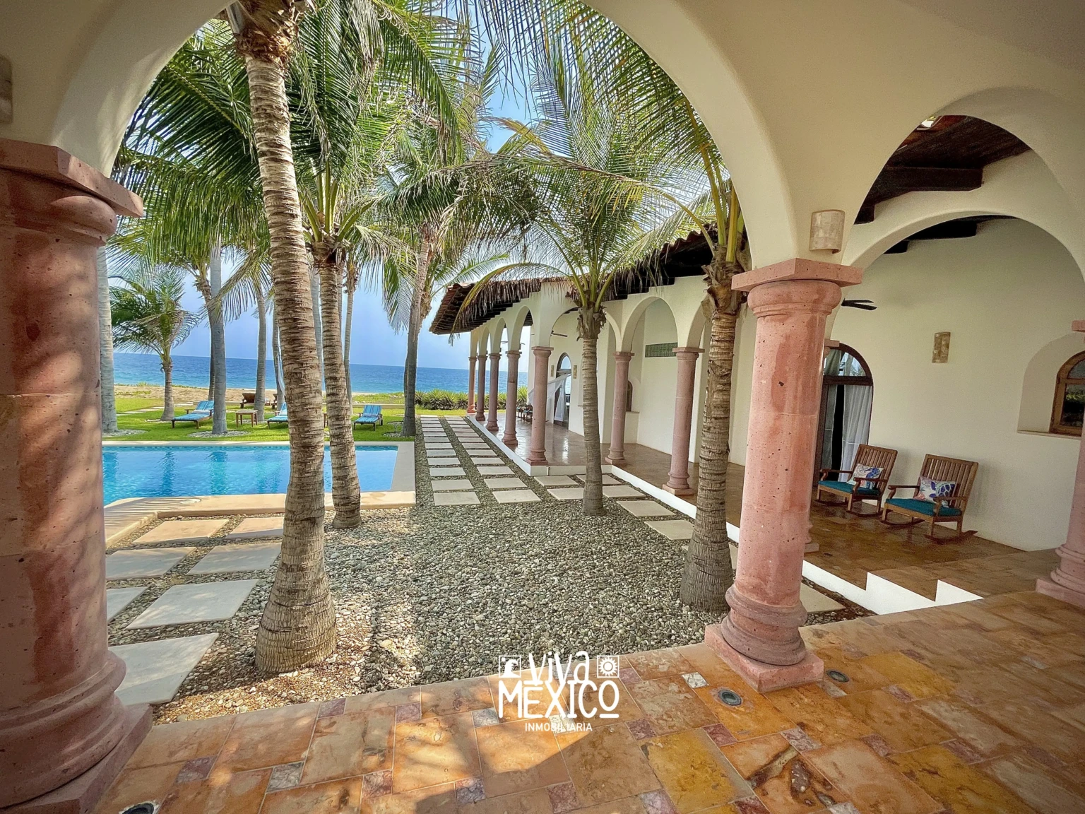 Beachfront House in Privada Delfines, Playa Delfines, Puerto Escondido, Oaxaca 4