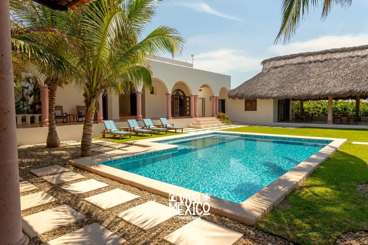 Beachfront House in Privada Delfines, Playa Delfines, Puerto Escondido, Oaxaca 7