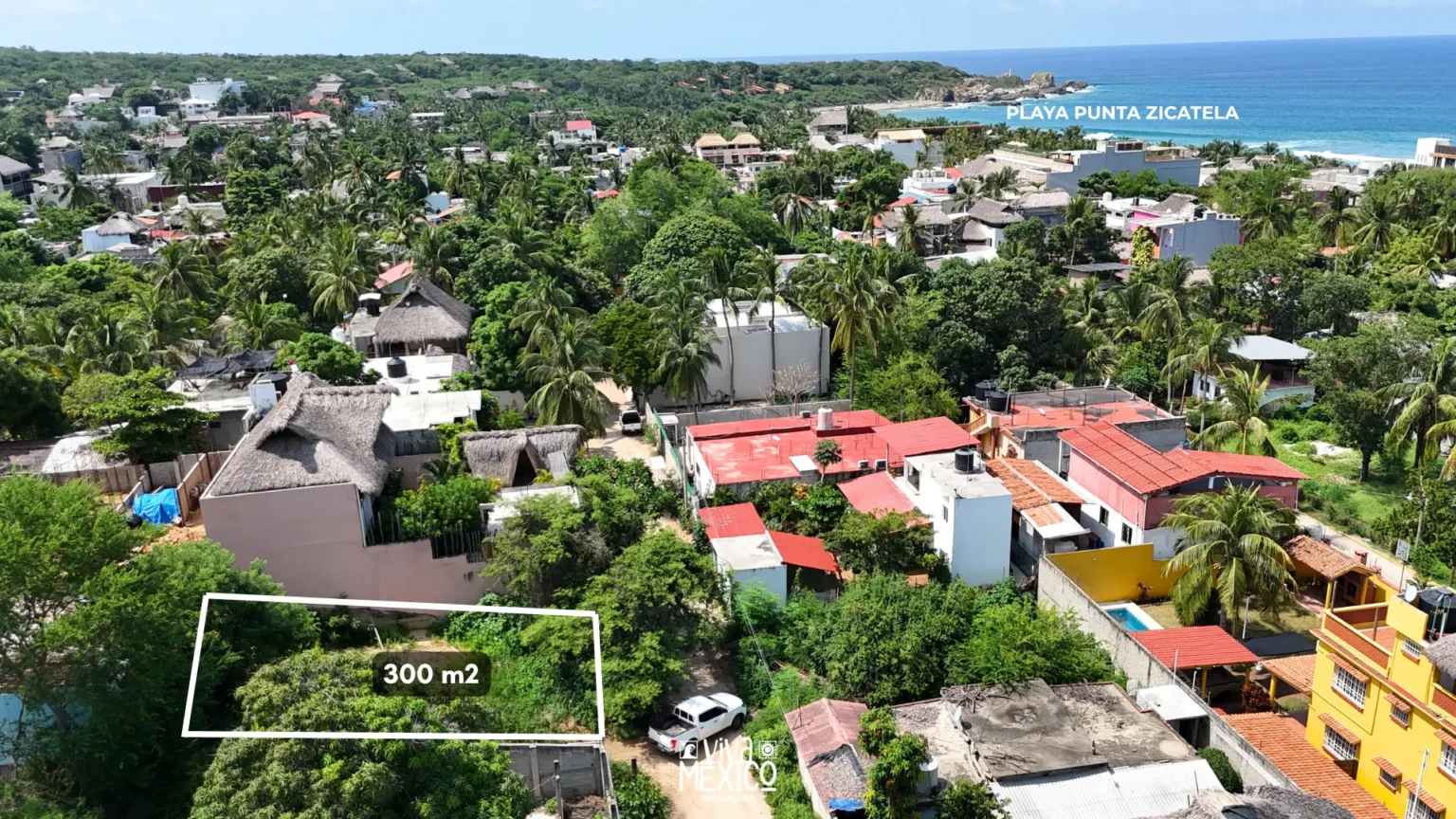 Terreno en La Punta Zicatela, Puerto Escondido, Oaxaca 3