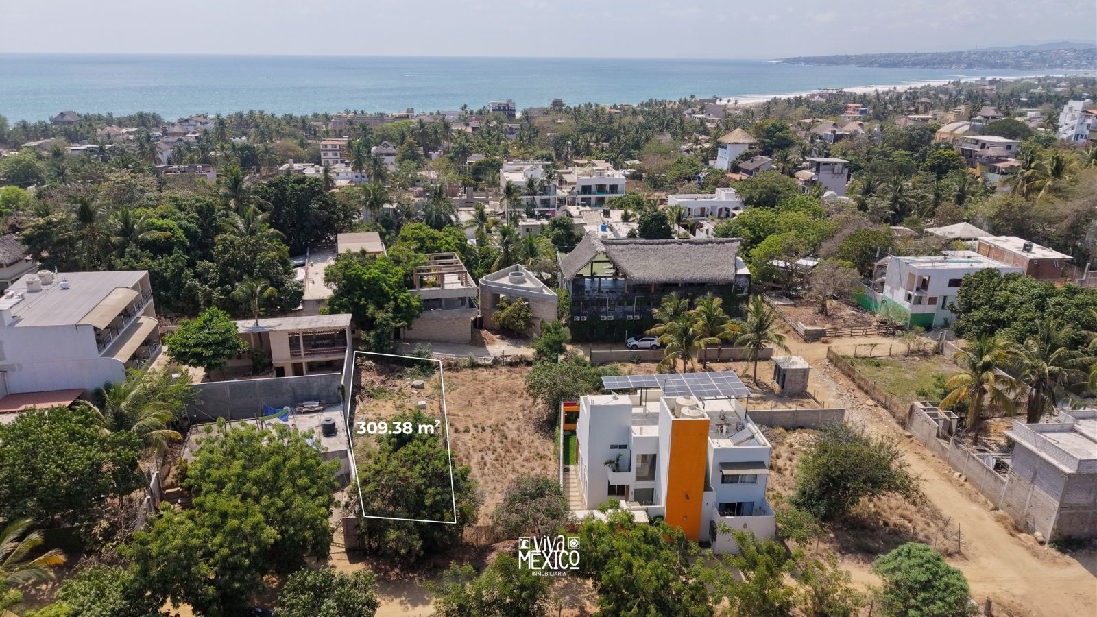 Terreno en venta en La Punta Zicatela – Puerto Escondido, Oaxaca 6