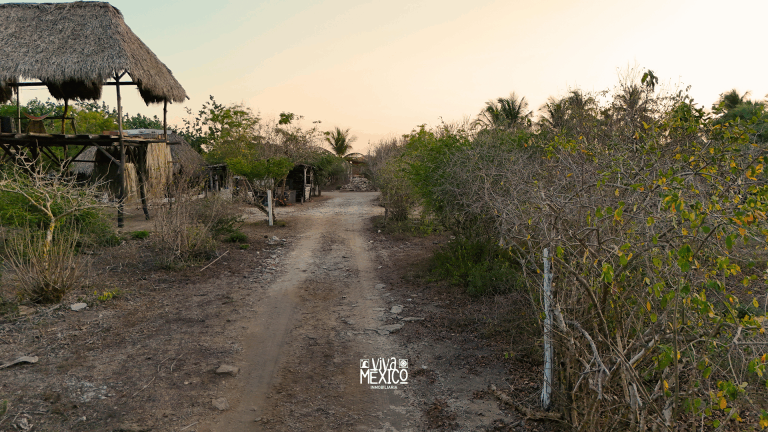 Lot in Ventanilla Beach, Tonameca