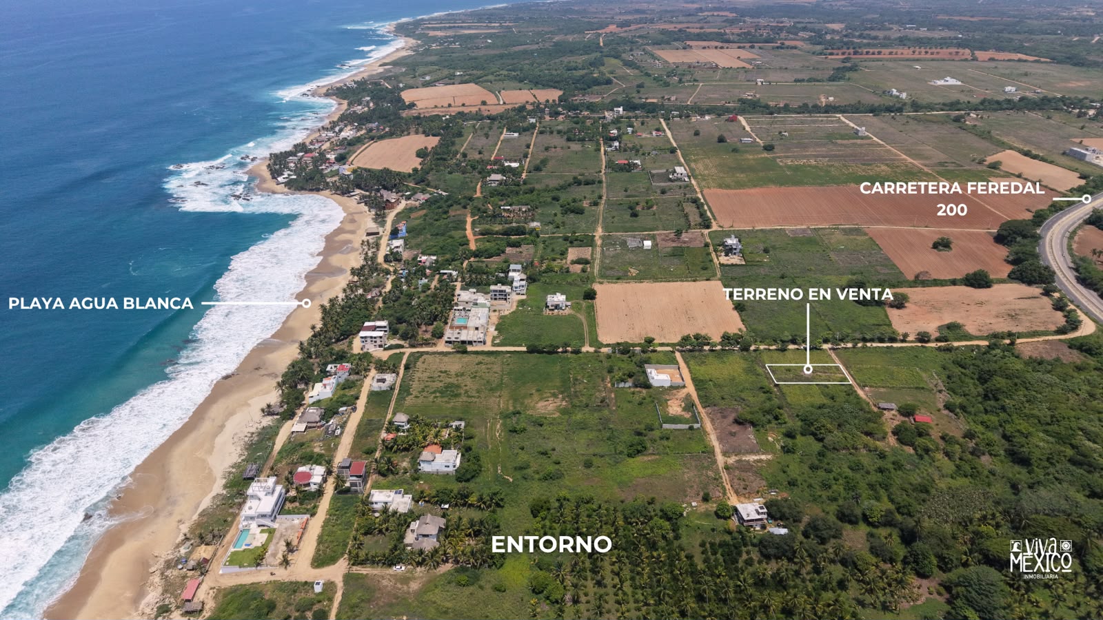 Terreno en Playa Agua Blanca con Vista al Mar 11