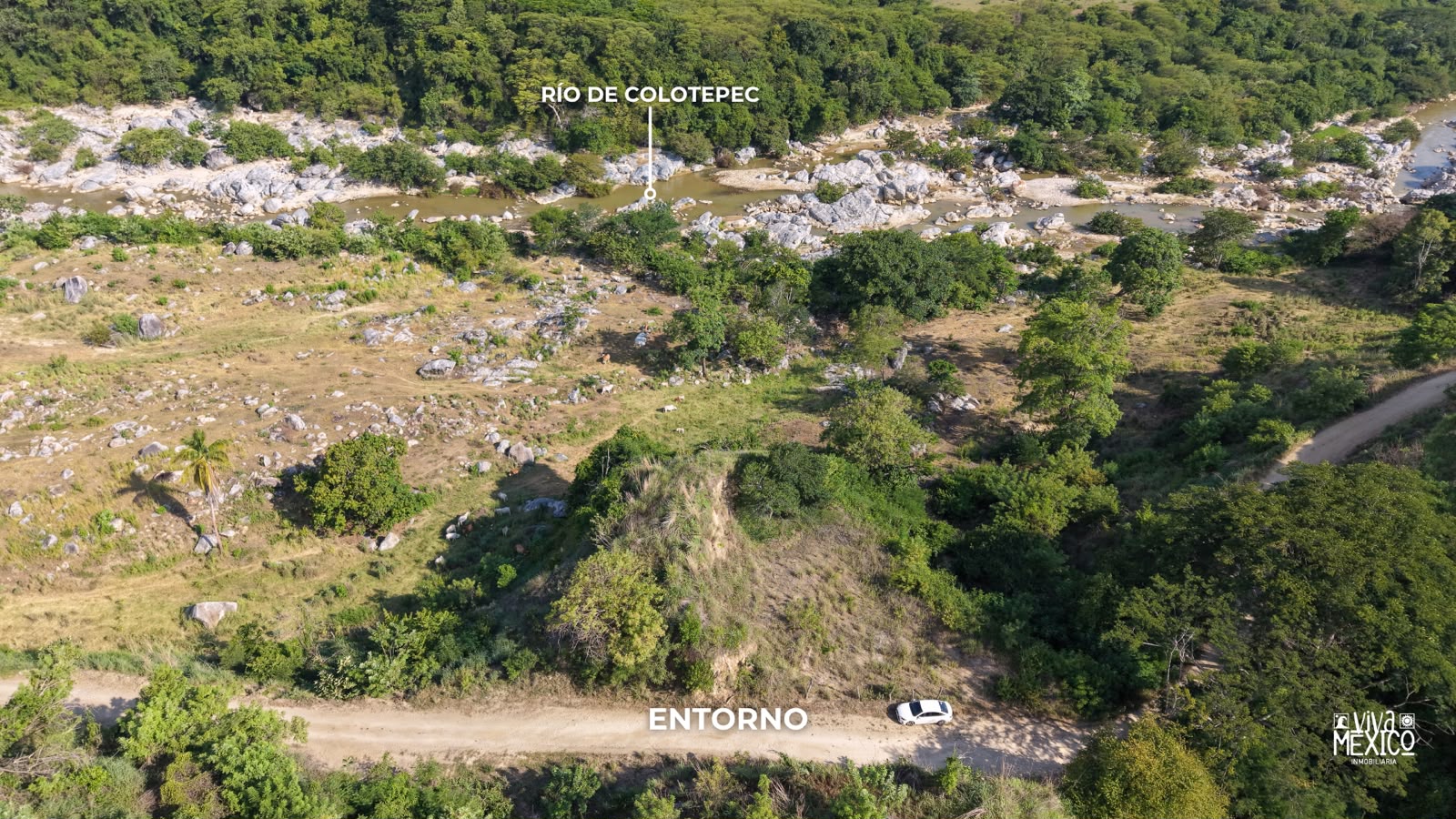 Terreno en Venta Frente al Rio del Quequestle, Santa Maria Colotepec 6