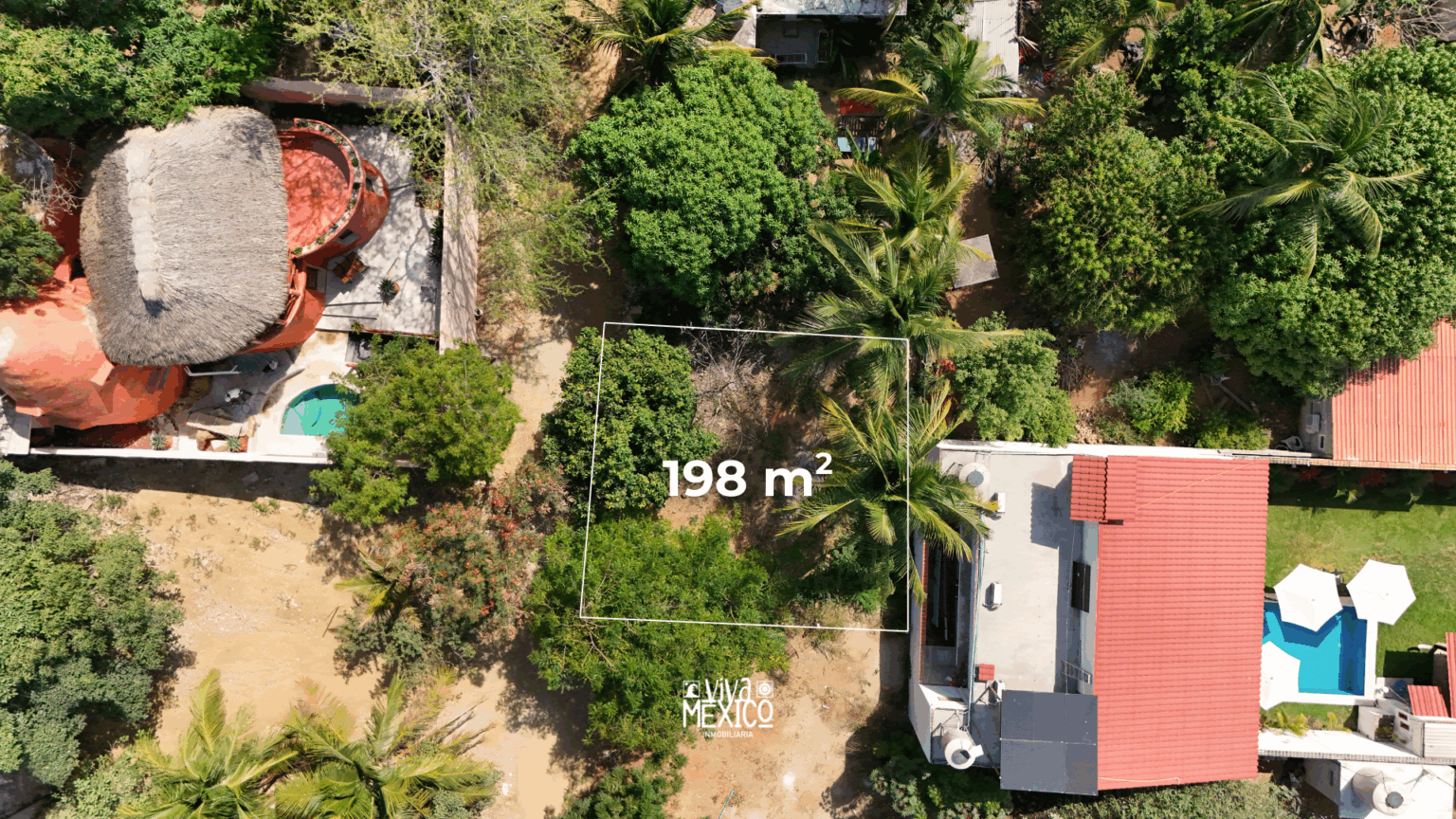 Terreno en Punta Zicatela, Puerto Escondido 3