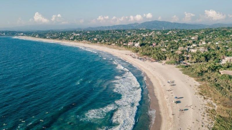 Playa-Zicatela-para-invertir-en-puerto-escondido