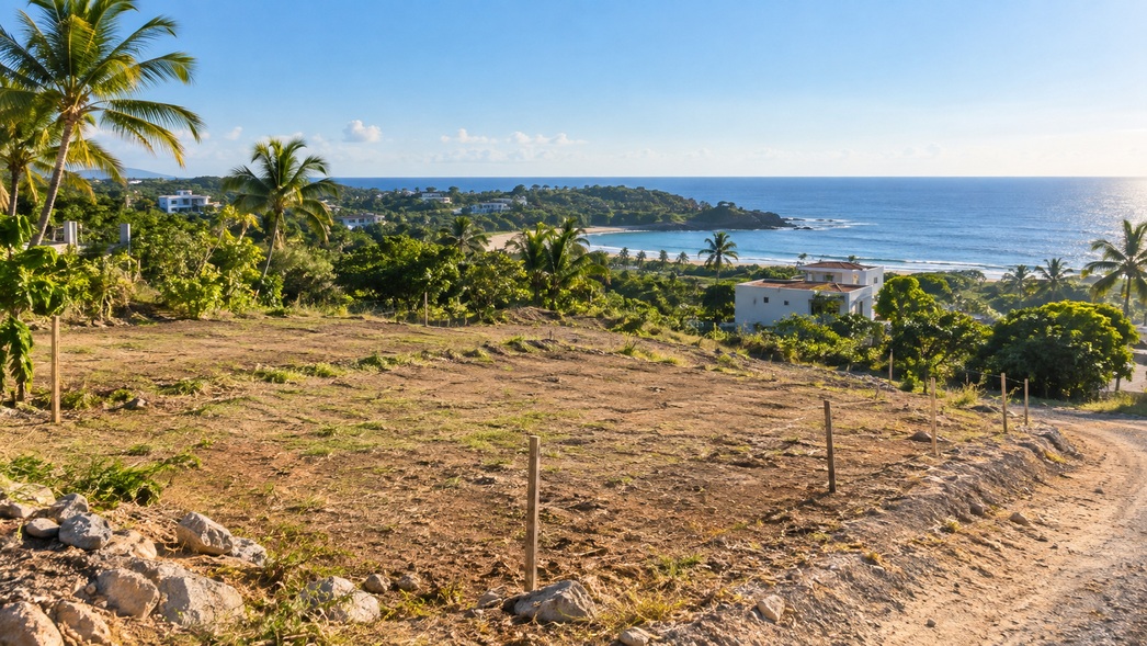 How much does a plot of land in Puerto Escondido cost?